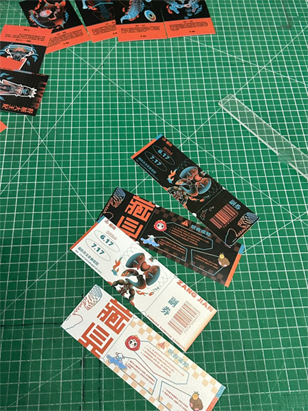 燈箱布與寫真布、噴繪布怎么區(qū)分？